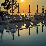 Luxury Sea View With Access - Parking & Heated Pool Várna