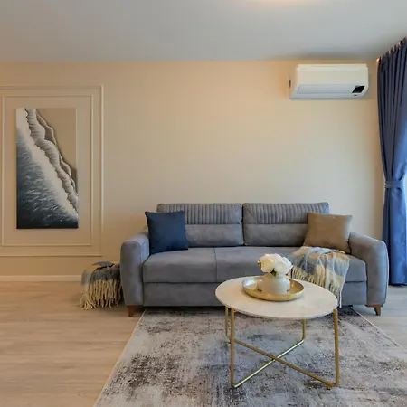 Διαμέρισμα Luxury Sea View With Access - Parking & Heated Pool Βάρνα