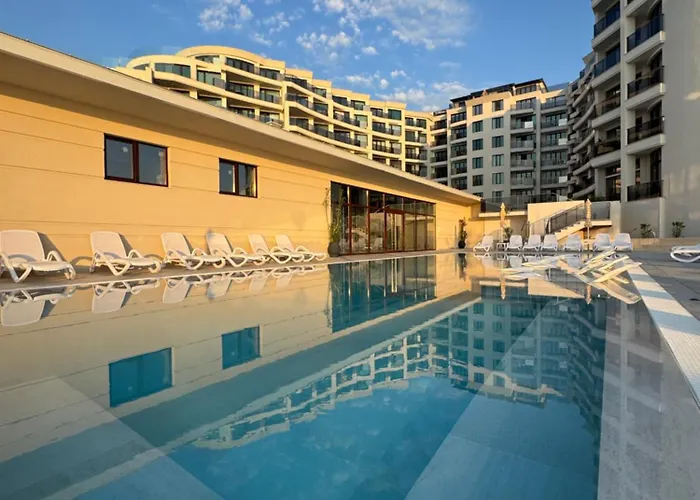 Luxury Sea View With Access - Parking & Heated Pool Διαμέρισμα