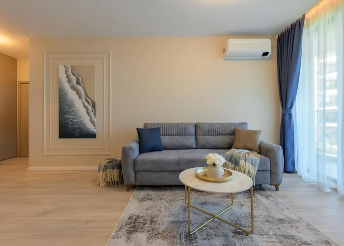 Διαμέρισμα Luxury Sea View With Access - Parking & Heated Pool Βάρνα