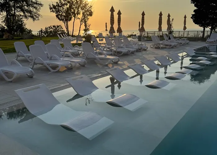 Διαμέρισμα Luxury Sea View With Access - Parking & Heated Pool Βάρνα