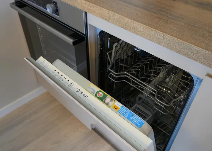 Luxury Sea View With Access - Parking & Heated Pool * Βάρνα