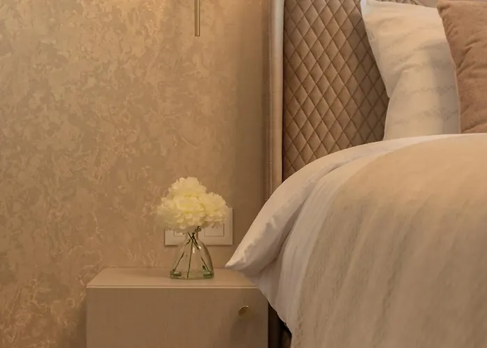 Διαμέρισμα Luxury Sea View With Access - Parking & Heated Pool *