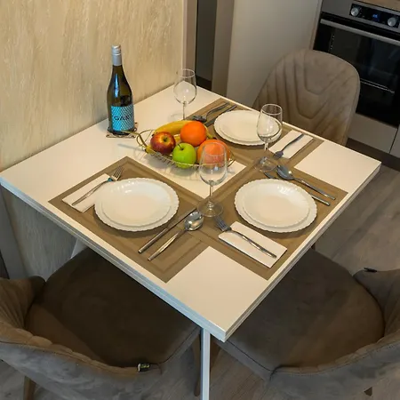 Luxury Sea View With Access - Parking & Heated Pool Apartment Varna