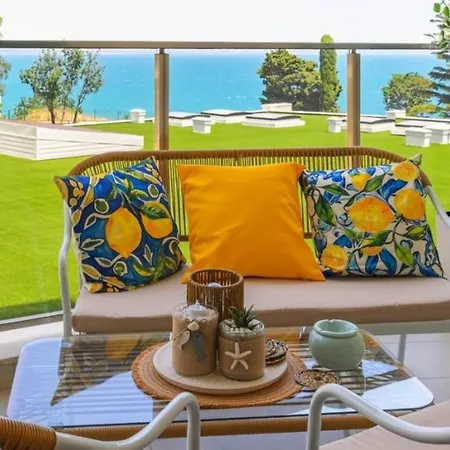 Luxury Sea View With Access - Parking & Heated Pool Varna
