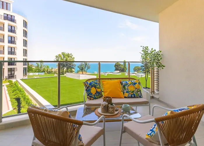 Apartment Luxury Sea View With Access - Parking & Heated Pool *