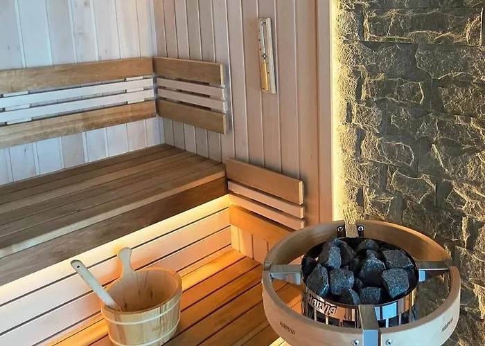 Luxury Sea View With Access - Parking & Heated Pool *